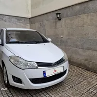 mvm 315 هاچبک