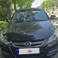 جک J5 اتوماتیک 1800cc، مدل ۱۳۹۶