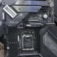 مادربرد ASUS ROG STRIX Z790H DDR5 WIFI|قطعات و لوازم جانبی رایانه|قم, سالاریه|دیوار
