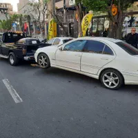 یدک کش نیسان جرثقیل چرخگیرکفی امدادخودرواسکیت دار