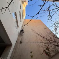 پیچ و رولپلاک سنگ نما با طناب بدون داربست راپل‌|خدمات پیشه و مهارت|کرج, گوهردشت|دیوار