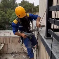 کار در ارتفاع با طناب پیچ و رولپلاک، نماشویی،راپل|خدمات پیشه و مهارت|قم, زنبیل آباد|دیوار