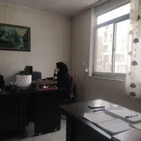 کارگر نظافت- خدمات راه پله و آسانسور