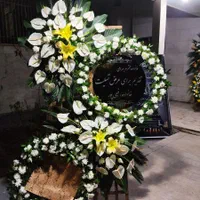 تاج گل ترحیم افتتاحیه سبدگل دیزاین گل آرایی