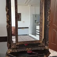 آینه و میز