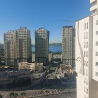 ۱۵۰ متر ویو ابدی دریاچه سند تک برگ، برج آسمان آبی