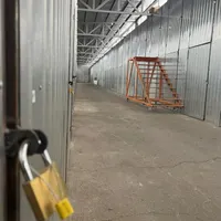 اجاره انبار ۱۰، ۲۰ فوت کانتینری اوازم منزل در سوله