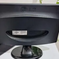 مانیتور استوک ال جی  سایز 19 اینچ LCD|قطعات و لوازم جانبی رایانه|بوشهر, |دیوار