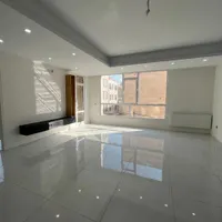 آپارتمان 73 متری /۲ خوابه/پارکینگ/آسانسور/فول|فروش آپارتمان|گرمدره, |دیوار