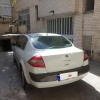 مگان ۲۰۰۰ اتوماتیک مدل۹۰ بسیار سالم به شرط|خودرو سواری و وانت|تهران, هروی|دیوار