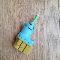 سنسور استوپ ترمز آلفارومئو جولیتا میتو