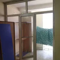 فروش درب و پنجره PVC دوجداره شیشه دودی