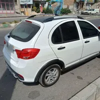 کوئیک آر سفید مشکی مدل 1401