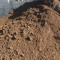 کود حیوانی و خاک باغچه