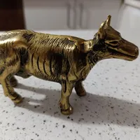 مجسمه برنز سنگین