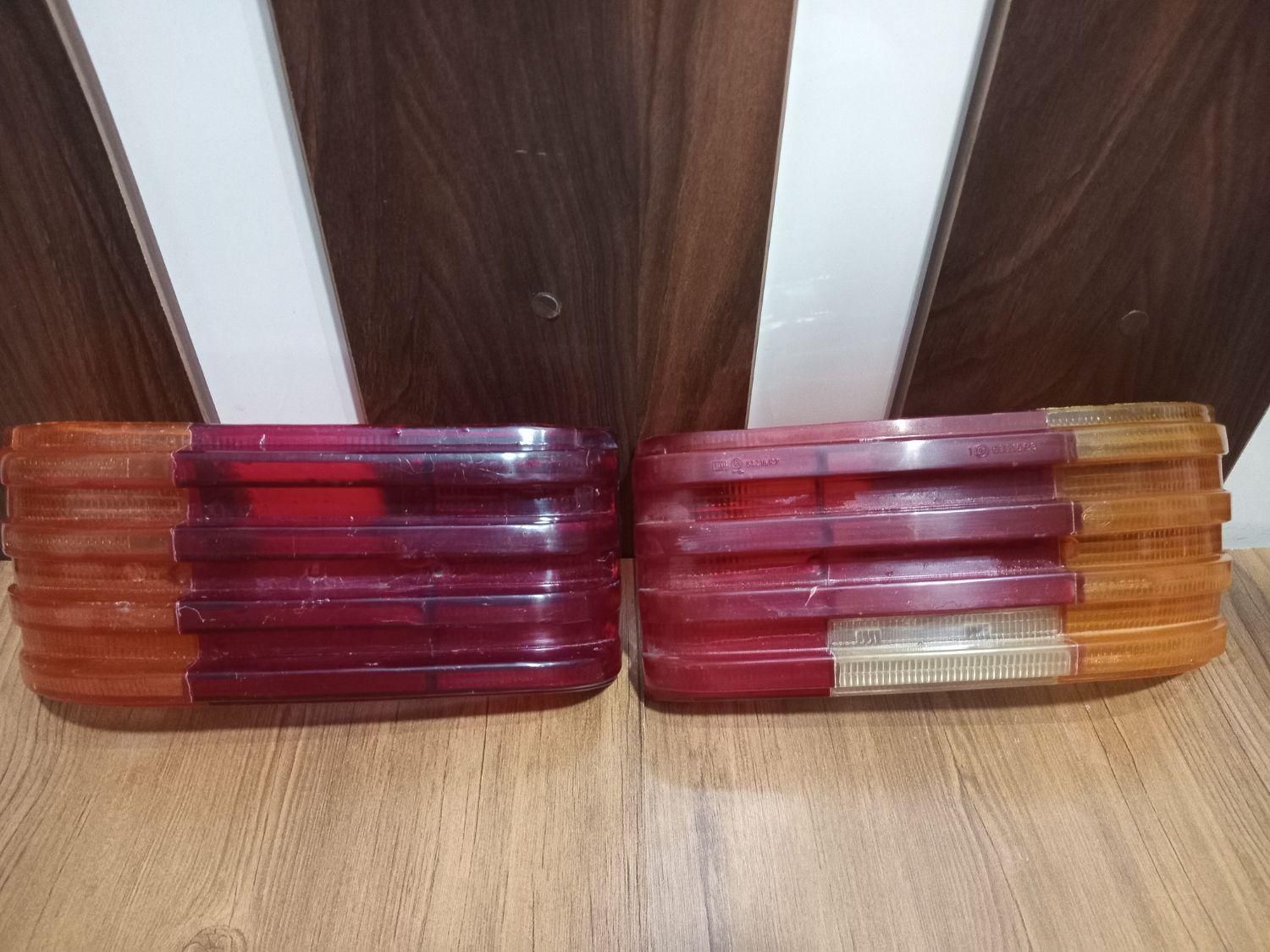 چراغ جلو عقب بنز معماری W115 خطر بنز معماری 518|قطعات یدکی و لوازم جانبی|تهران, جمال‌زاده|دیوار