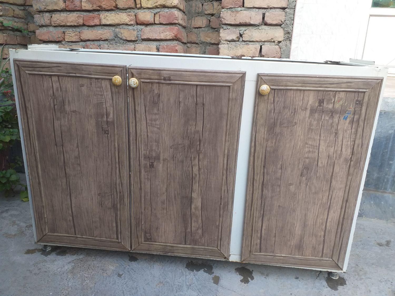 سینک همراه با کمدش (فلزی ، درب mdf)|آب‌چکان و نظم‌دهنده ظروف|پارس‌آباد, |دیوار