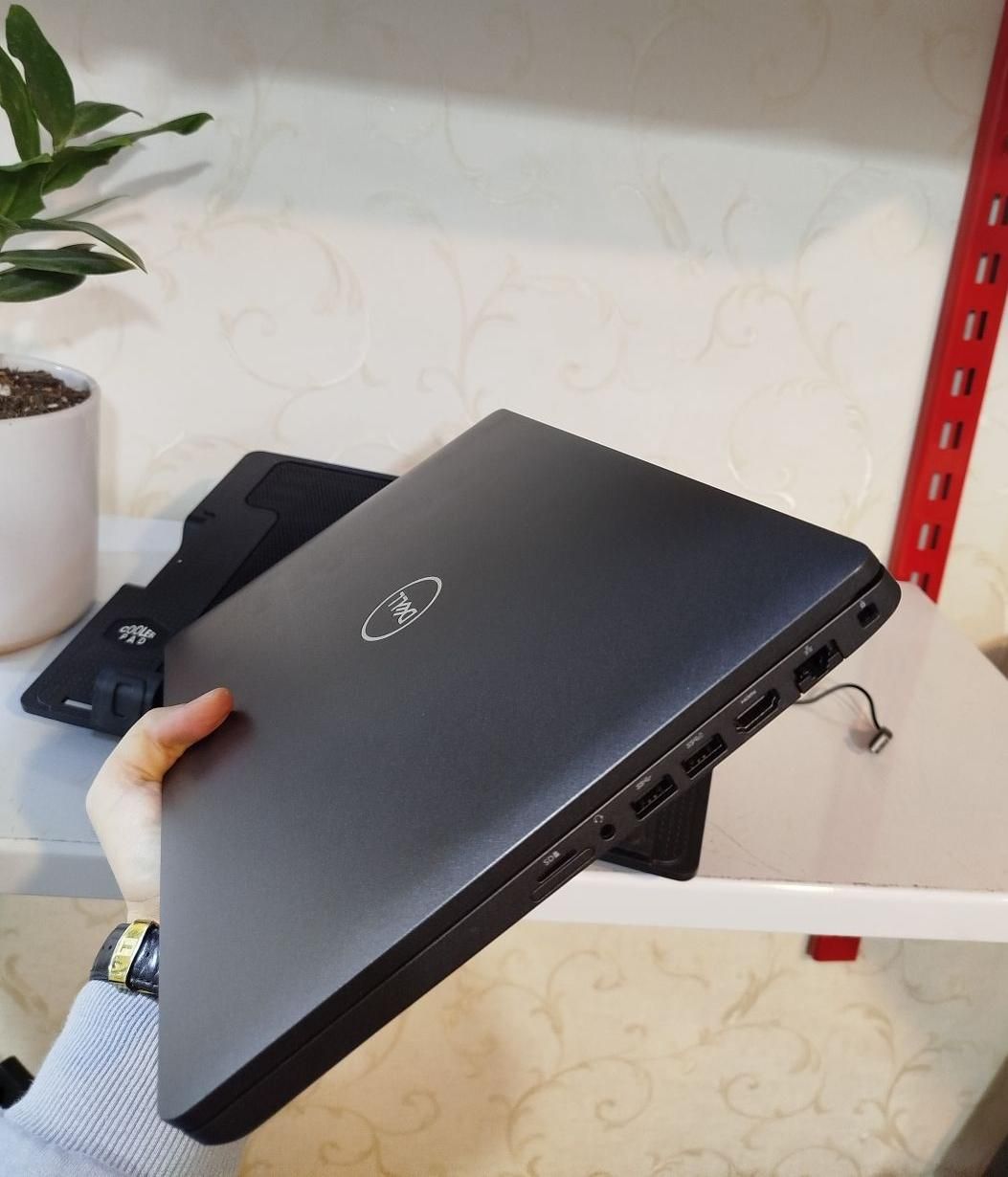 لپ تاپ مدرن نسل8 Dell i7 گرافیک10/رم16/ 8هسته ای|رایانه همراه|تهران, نازی‌آباد|دیوار