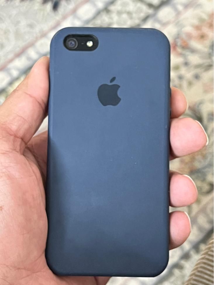 اپل iPhone 5 ۱۶ گیگابایت|موبایل|تهران, امیریه|دیوار