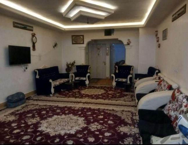 سوئیت دربستی باپارکینگ|اجارهٔ کوتاه‌مدت آپارتمان و سوئیت|سبزوار, |دیوار
