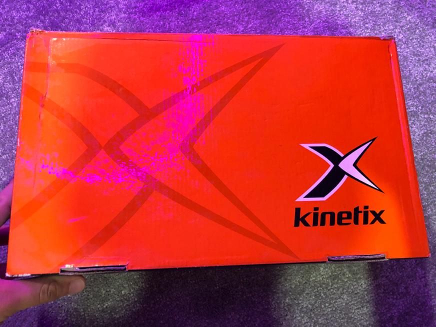کفش فوتبال استوک kinetix اصل ترکیه|کیف، کفش، کمربند|شیراز, شهرک سراج‎|دیوار