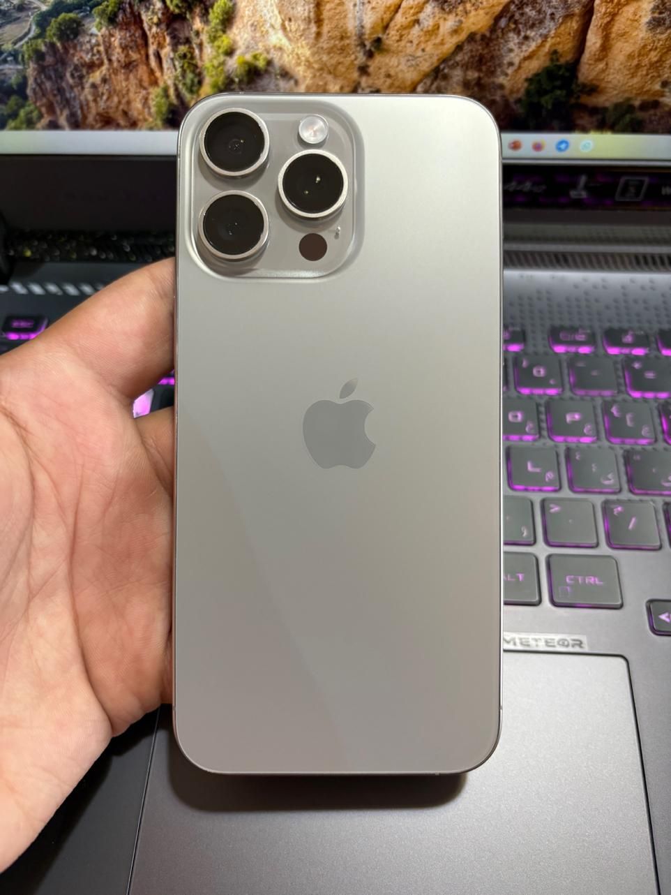 اپل iPhone 15 Pro Max با حافظهٔ ۲۵۶ گیگابایت|موبایل|تهران, بهار|دیوار