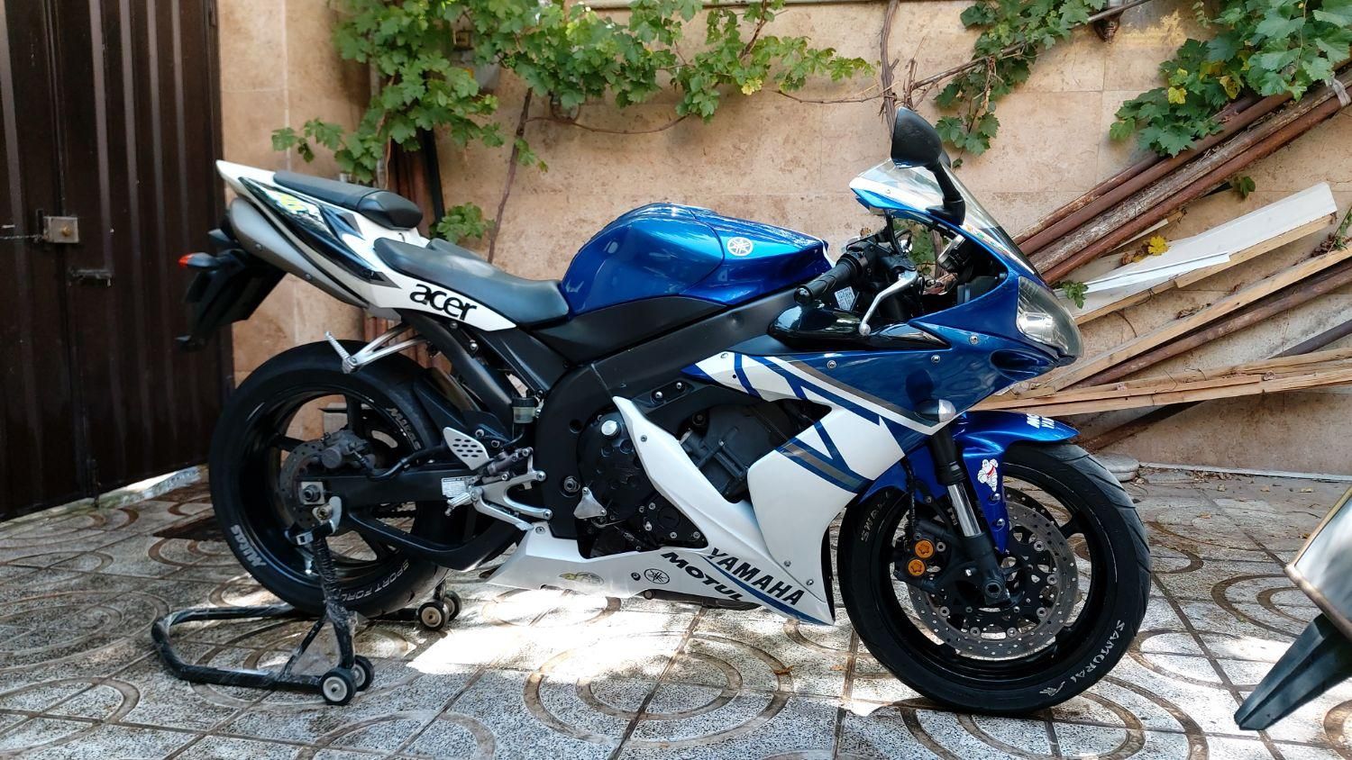 R1 1000 cb gsx r|موتورسیکلت|تهران, تهرانپارس غربی|دیوار