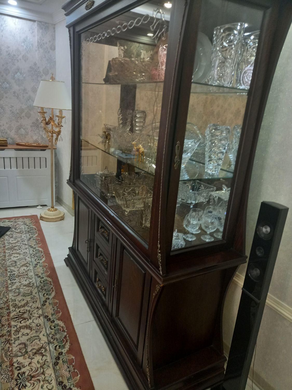 بوفه دو تیکه|بوفه، ویترین، کنسول|تهران, امامزاده قاسم|دیوار
