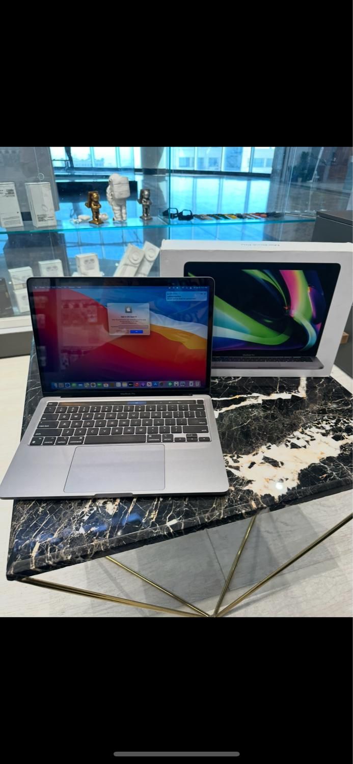 macbook pro 2020 M1 256/8|رایانه همراه|تهران, سعادت‌آباد|دیوار