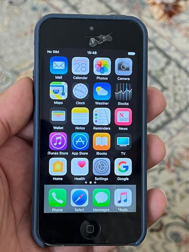 اپل iPhone 5 ۱۶ گیگابایت|موبایل|تهران, امیریه|دیوار