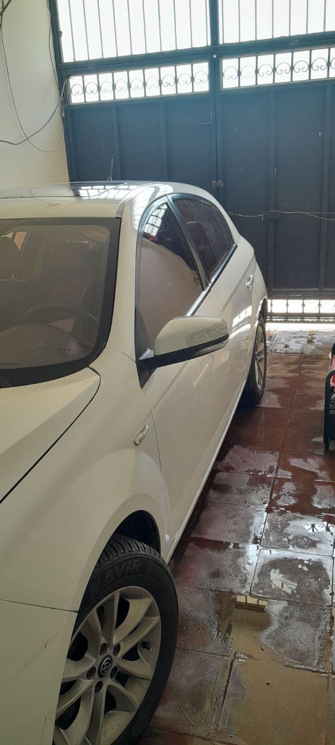 برلیانس H320 اتوماتیک 1500cc، مدل ۱۳۹۵|خودرو سواری و وانت|گرگان, |دیوار