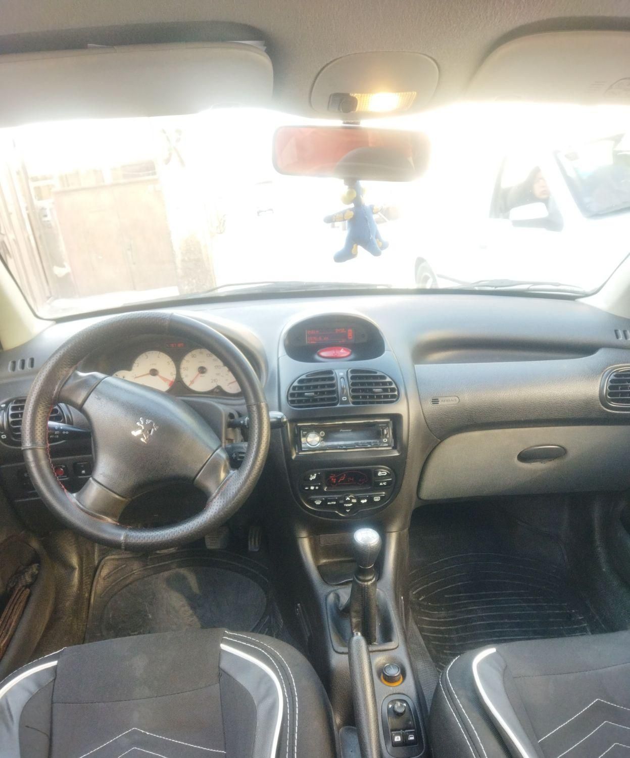 پژو 206 SD V8، مدل ۱۳۹۸|خودرو سواری و وانت|اصفهان, ملک‌شهر|دیوار