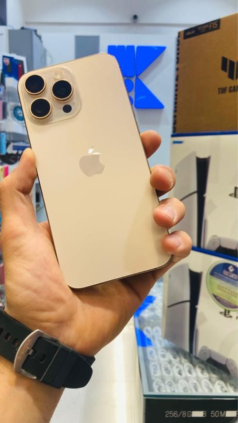 اپل iPhone 16 Pro Max ۲۵۶ گیگابایت|موبایل|تهران, صادقیه|دیوار