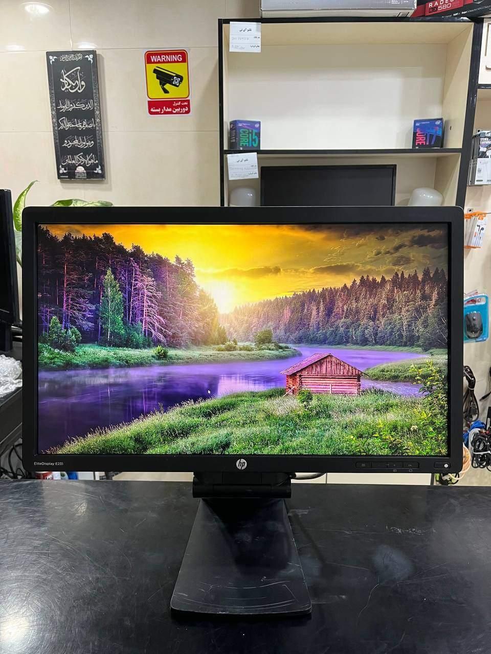 مانیتور HP E231 کیفیت FHD LED|قطعات و لوازم جانبی رایانه|قم, انسجام|دیوار