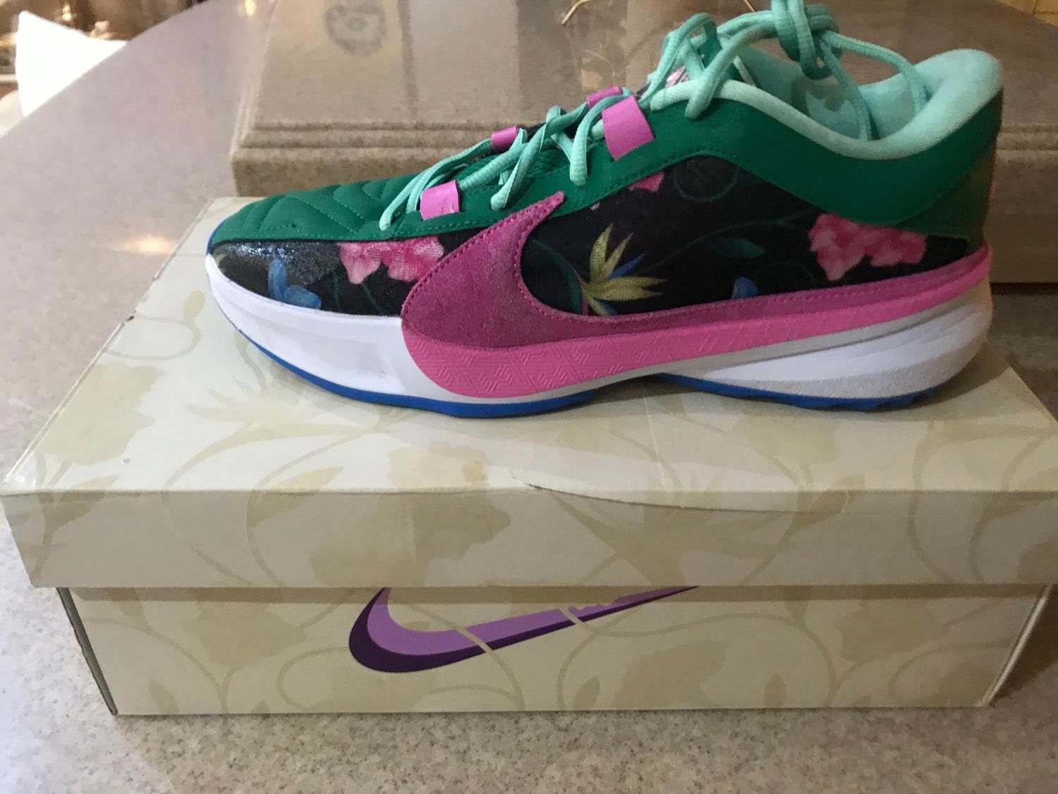کفش Nike freak 5 اورجینال سایز42/5|کیف، کفش، کمربند|تهران, شهرک کیانشهر|دیوار