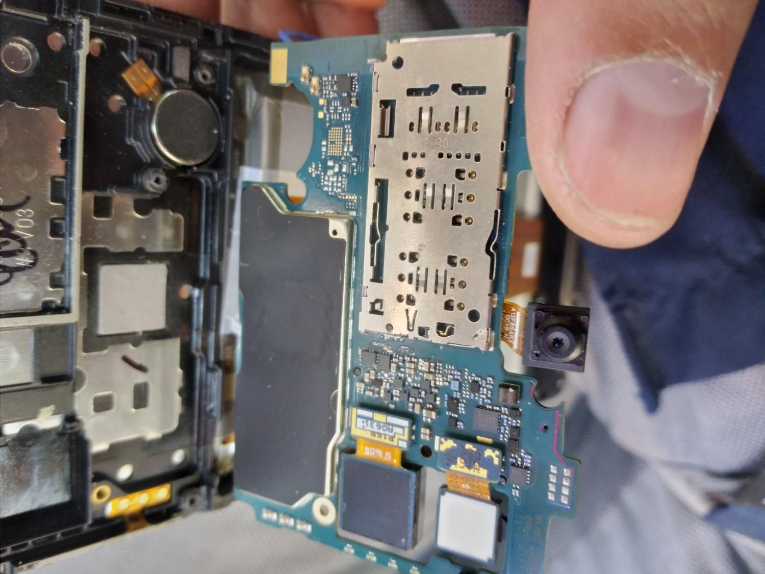 سامسونگ Galaxy A70 با حافظهٔ ۱۲۸ گیگابایت|موبایل|تهران, فردوسی|دیوار