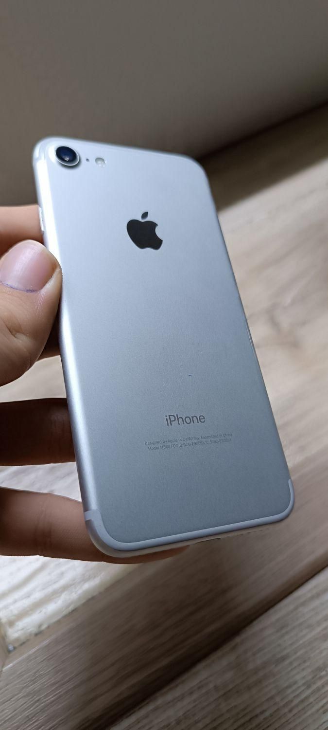 اپل iPhone 7 ۱۲۸ گیگابایت|موبایل|تهران, تجریش|دیوار