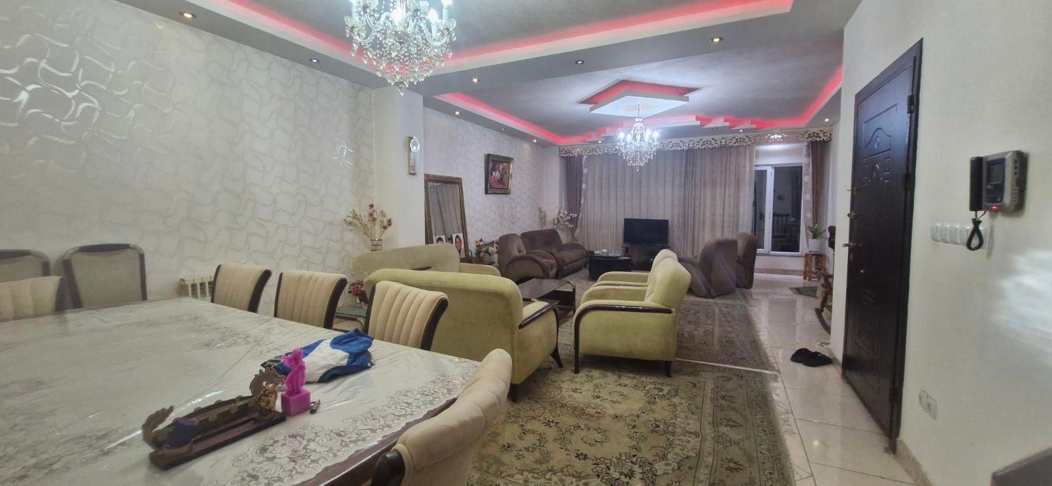 فروش آپارتمان ۱۶۲ متری ۳ خوابه در گلسار|فروش آپارتمان|رشت, گلسار|دیوار