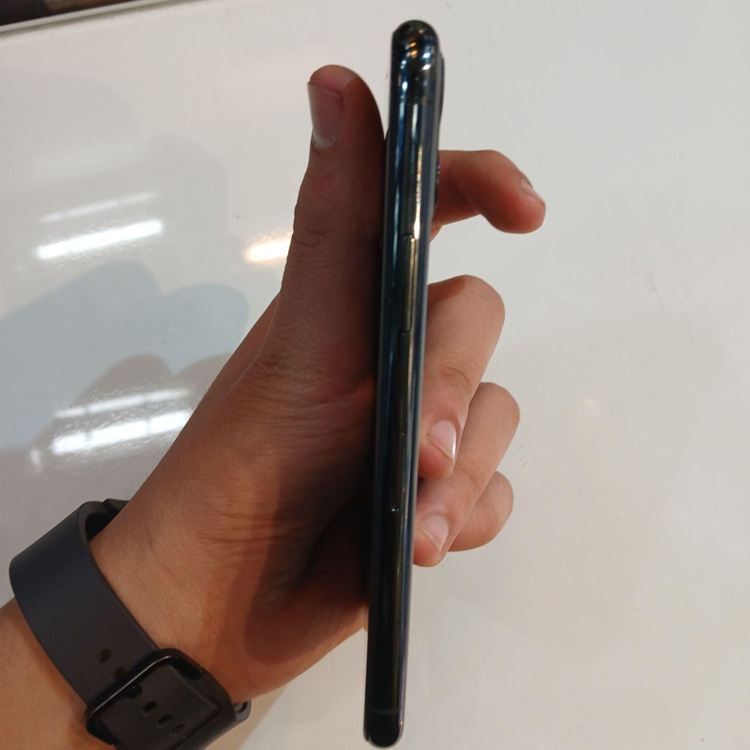 اپل iPhone 11 Pro Max با حافظهٔ ۲۵۶ گیگابایت|موبایل|تهران, جمهوری|دیوار
