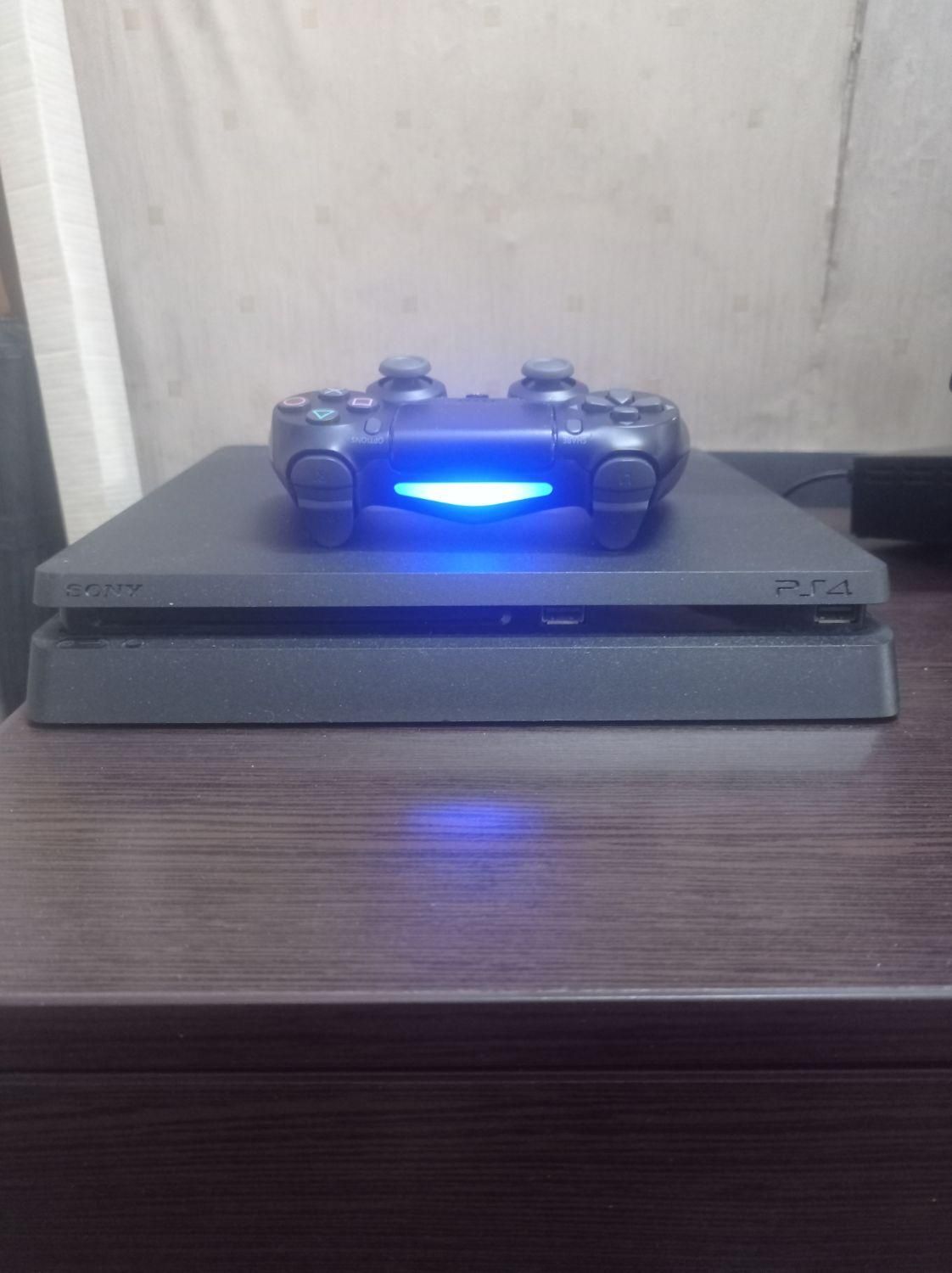 ps4 slim 1tb online بهمراه اکانت انلاین|کنسول، بازی ویدئویی و آنلاین|تهران, نیرو هوایی|دیوار