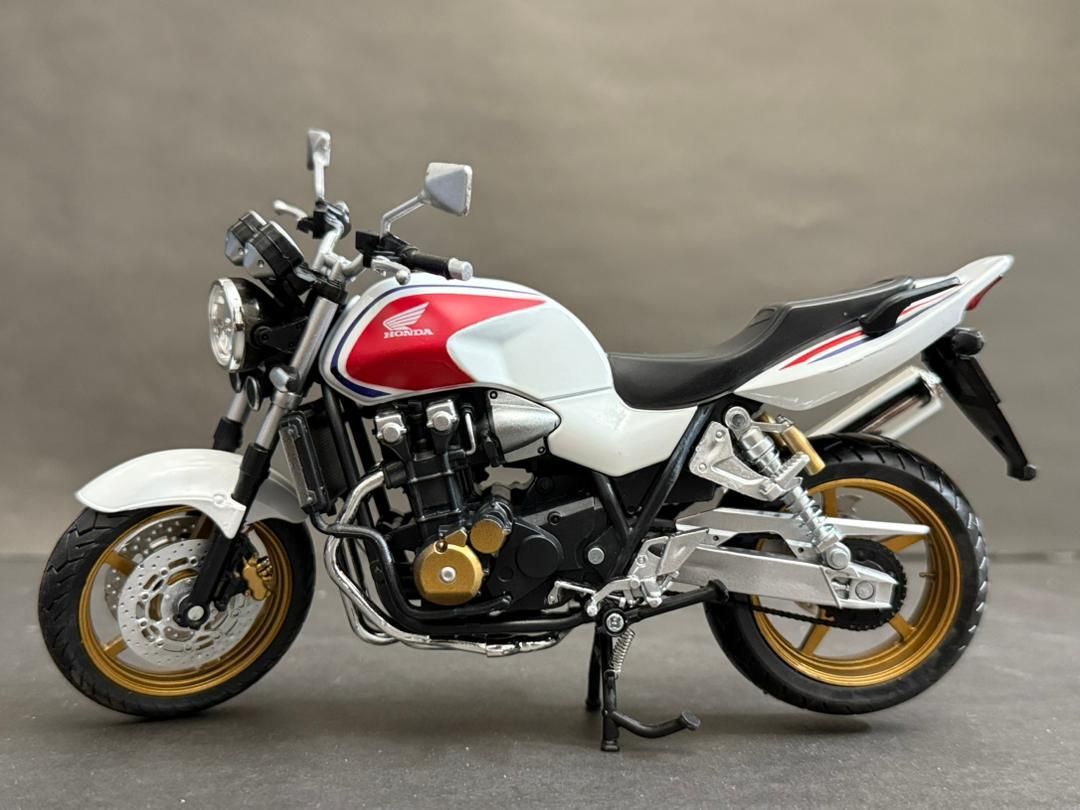 ماکت موتور cb1300|اسباب‌‌بازی|تهران, صاحب الزمان|دیوار