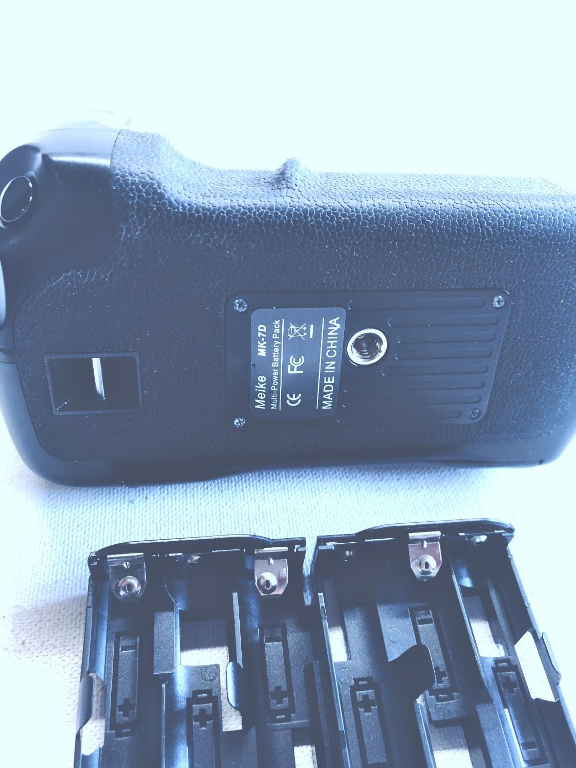 گریپ  باطری --  1  -  Canon  -  7 D|دوربین عکاسی و فیلم‌برداری|تهران, جی|دیوار