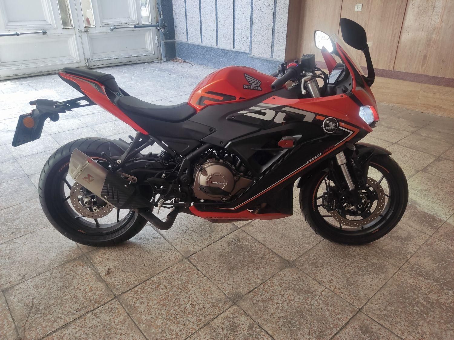 کیوجی QJ SRK 250 بنلی ریس|موتورسیکلت|تهران, مهرآباد جنوبی|دیوار