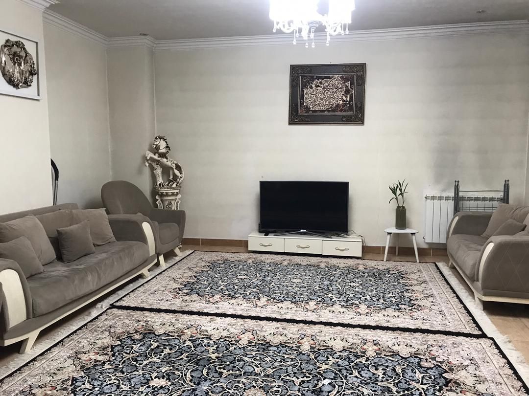 ۶۱متری/خوش نقشه/بسیار تمیز/سرمایه گذاری|فروش آپارتمان|تهران, زمزم|دیوار