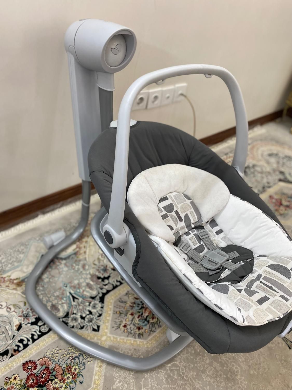 گهواره و تاپ برقی|تخت و صندلی بچه|تهران, افسریه|دیوار