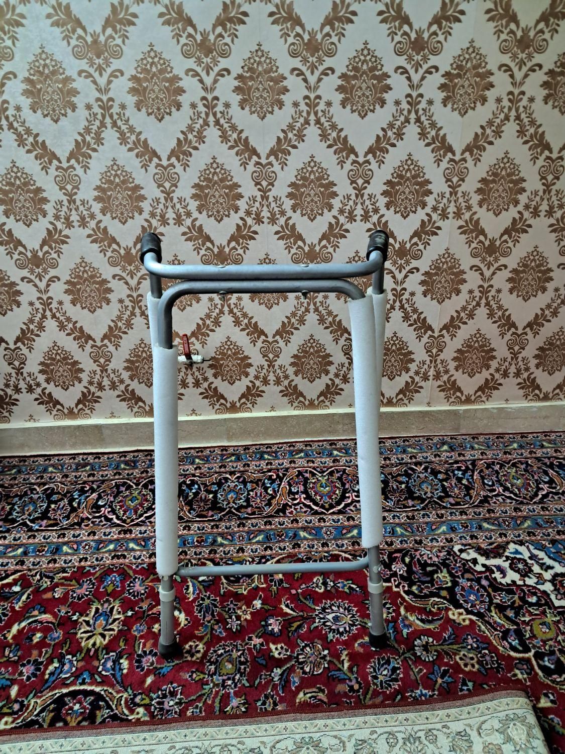 مقداری‌وسایل ‌منزل‌‌‌که‌همگی‌در‌عکس‌ها‌مشخص هست|اشیا|تهران, سنگلج|دیوار