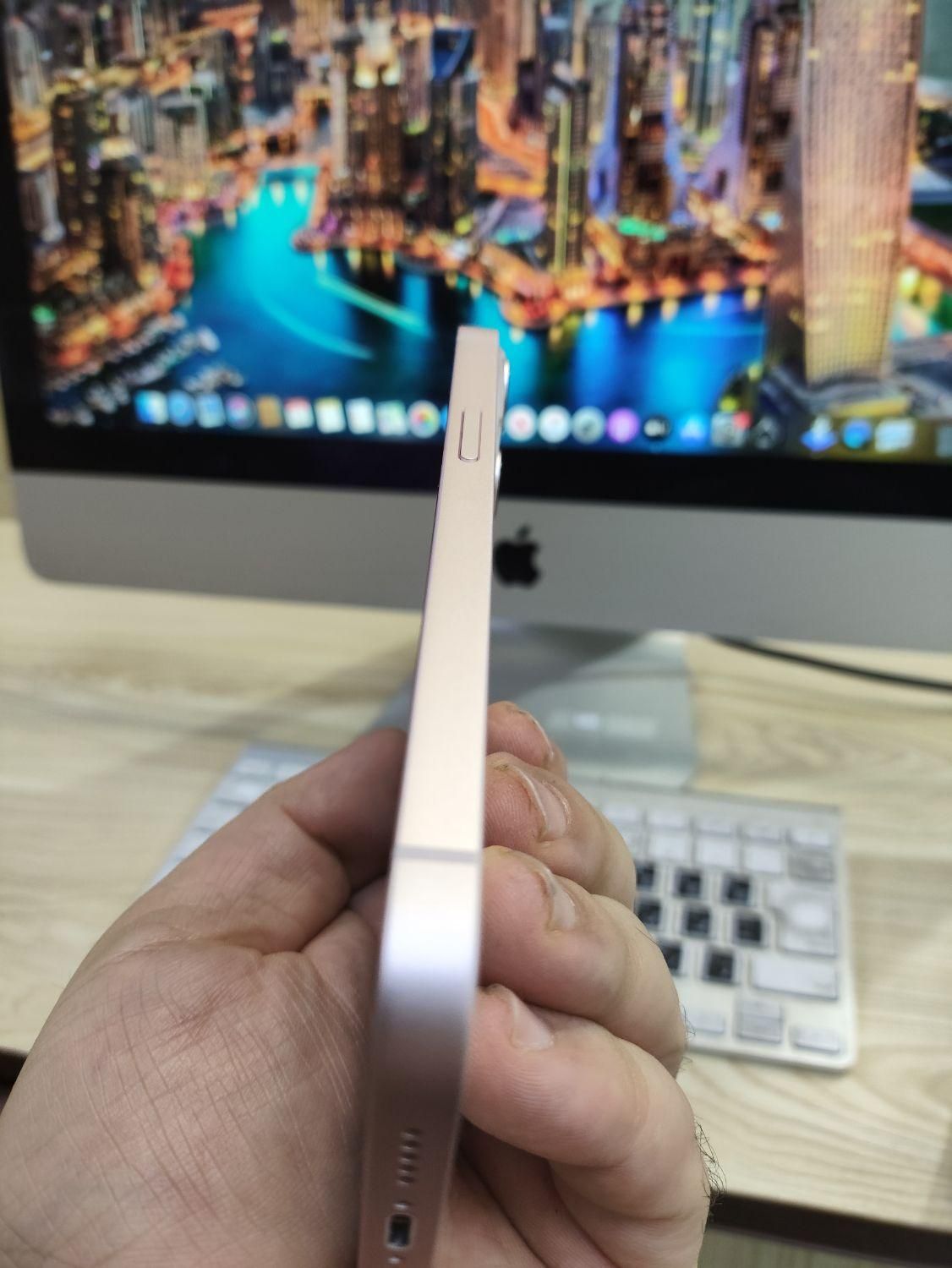 اپل iPhone 13 با حافظهٔ ۲۵۶ گیگابایت|موبایل|تهران, هفت حوض|دیوار