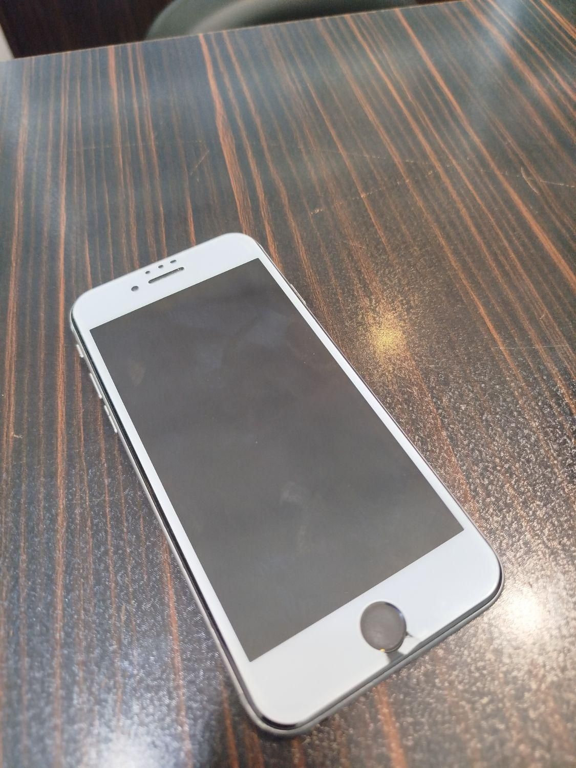 اپل iPhone 6 با حافظهٔ ۳۲ گیگابایت|موبایل|اصفهان, شهرک صنعتی امیرکبیر|دیوار