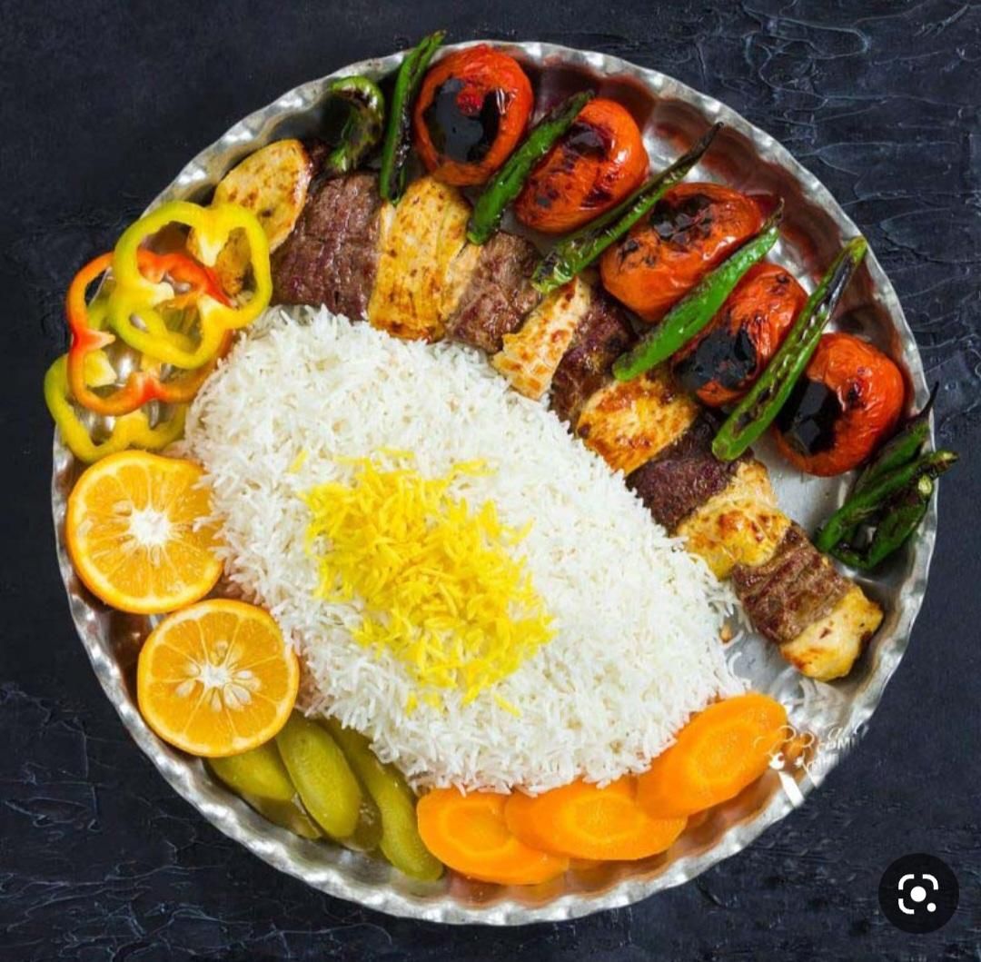کمک اشپز وارد با جای خواب وغذا|استخدام خدمات فروشگاه و رستوران|تهران, سعادت‌آباد|دیوار