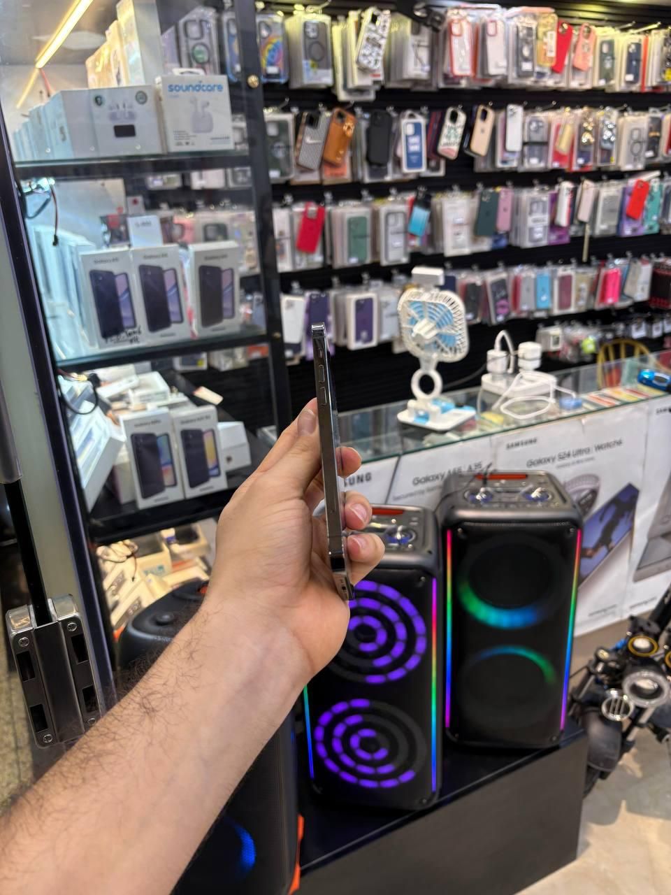 اپل iPhone 12 Pro با حافظهٔ ۲۵۶ گیگابایت|موبایل|تهران, پونک|دیوار